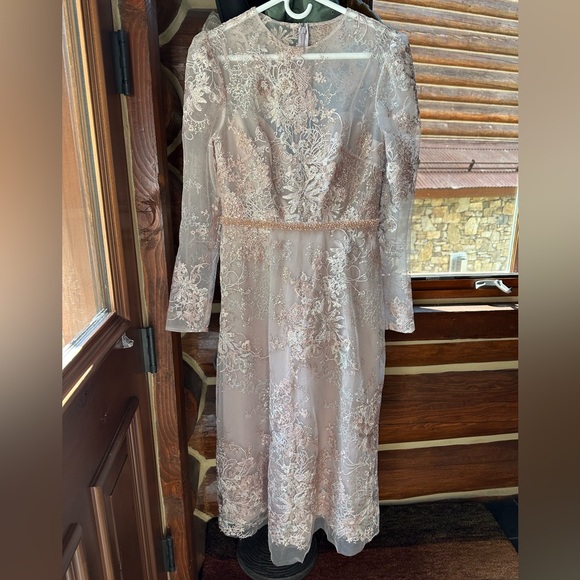 Mac Duggal Illusion Lace A Line Midi Dress - Picture 5 of 8